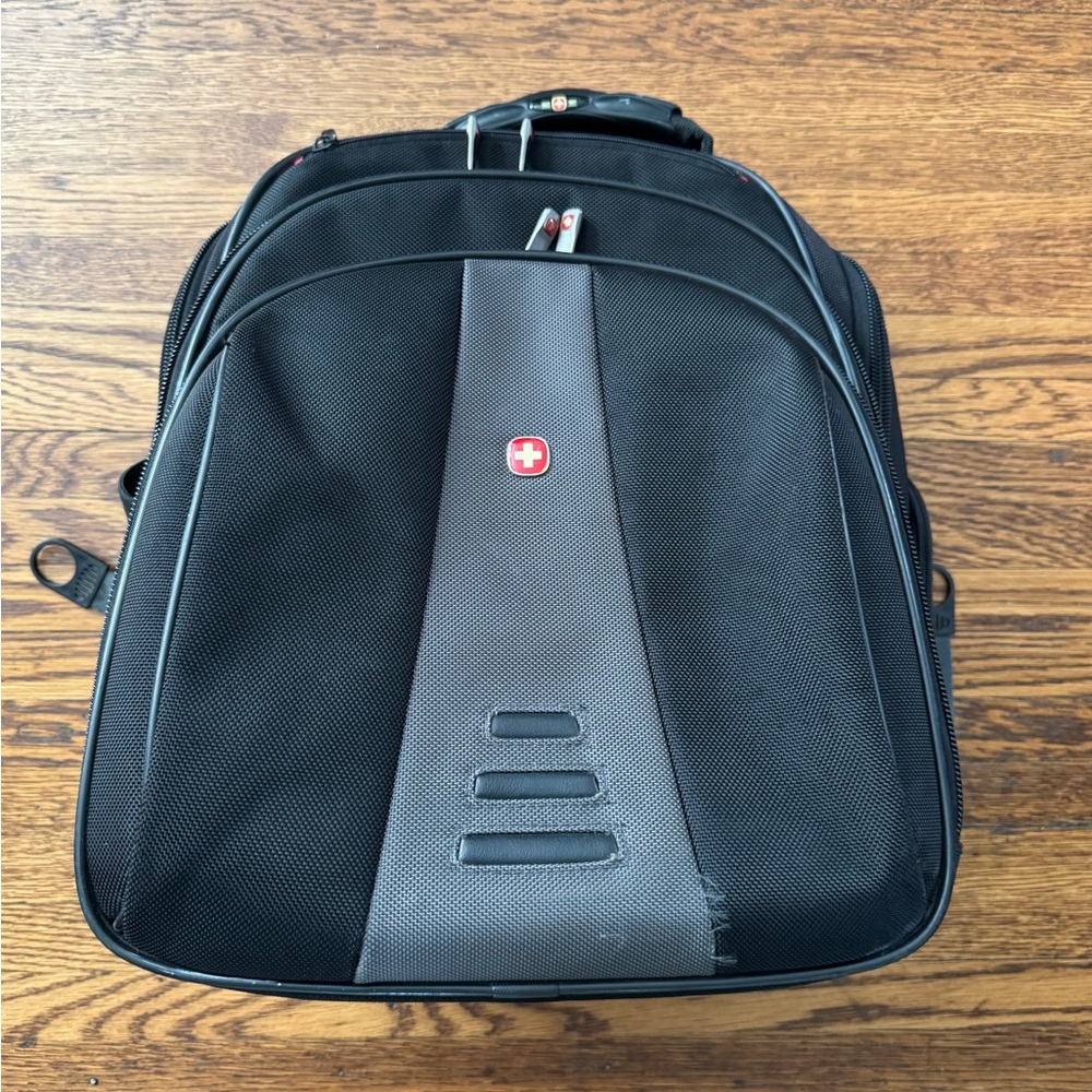 SwissGear Black and Gray Men's Backpack